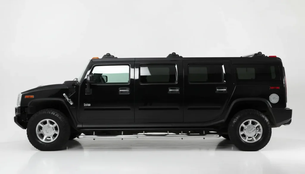 Hummer 6-Door Limousine side view exterior
